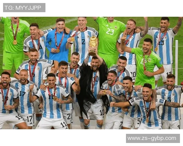 世界杯预选赛激烈争议球迷怒吼声浪引发热议与讨论 世界杯预选赛激烈争议球迷怒吼声浪引发热议与讨论