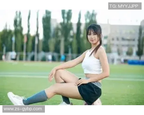 足球宝贝回归绿茵场,助威视频突破百万播放 足球宝贝回归绿茵场,助威视频突破百万播放