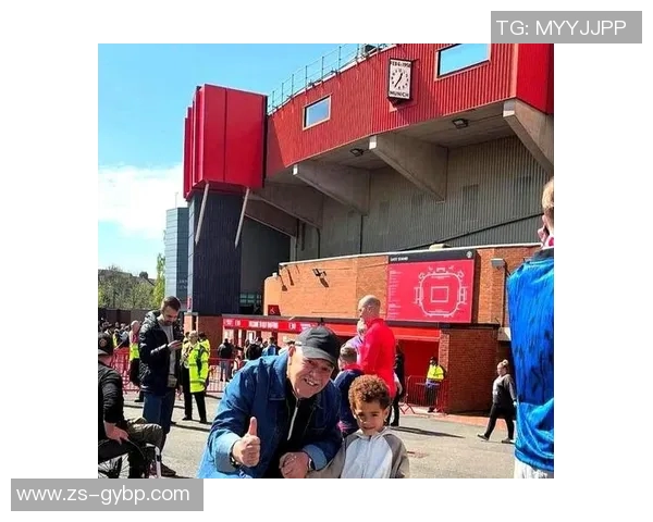 球迷炸锅:凯恩这一行为引热议! 球迷炸锅:凯恩这一行为引热议!